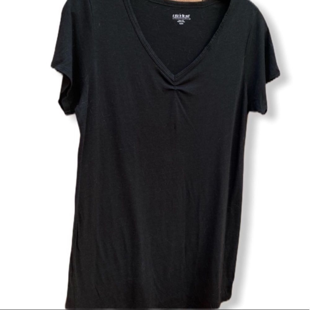A Pea In The Pod Maternity Shirt